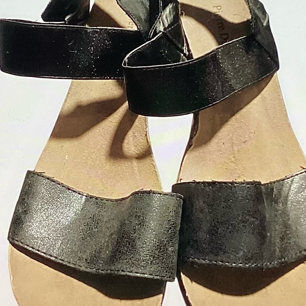 Pierre Dumas Black and Tan Women's Wedge Sandals
